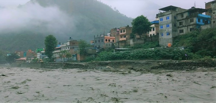 म्याग्दीका तीन बस्ती उच्च जोखिममा, तटबन्धनको काम सुरु भएन् 