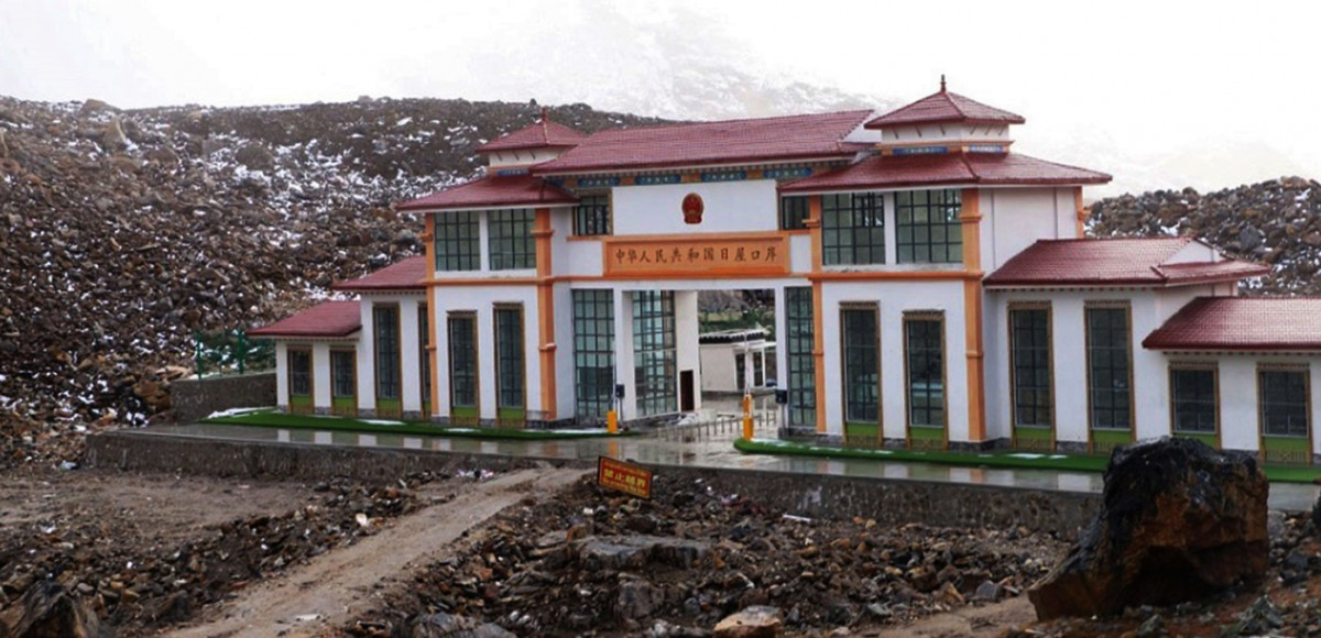 टिप्ताला नाका नखुल्दा स्थानीयलाई समस्या 