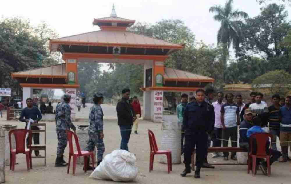 काेराेना संक्रमण फैलन नदिन जमुनाह नाकामा कडाइ