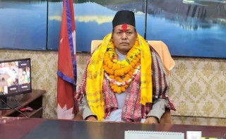दुर्गबहादुर रावतको यात्रा, शिक्षक हुँदै सामाजिक अभियन्तादेखि मन्त्रीसम्म