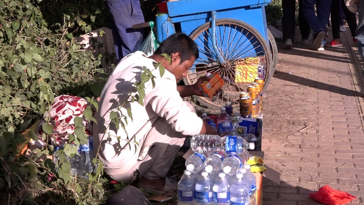 एनपीएल : मैदान दर्शकको हुटिङ, बाहिर व्यापार